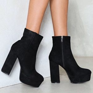 Black suede platform boot
